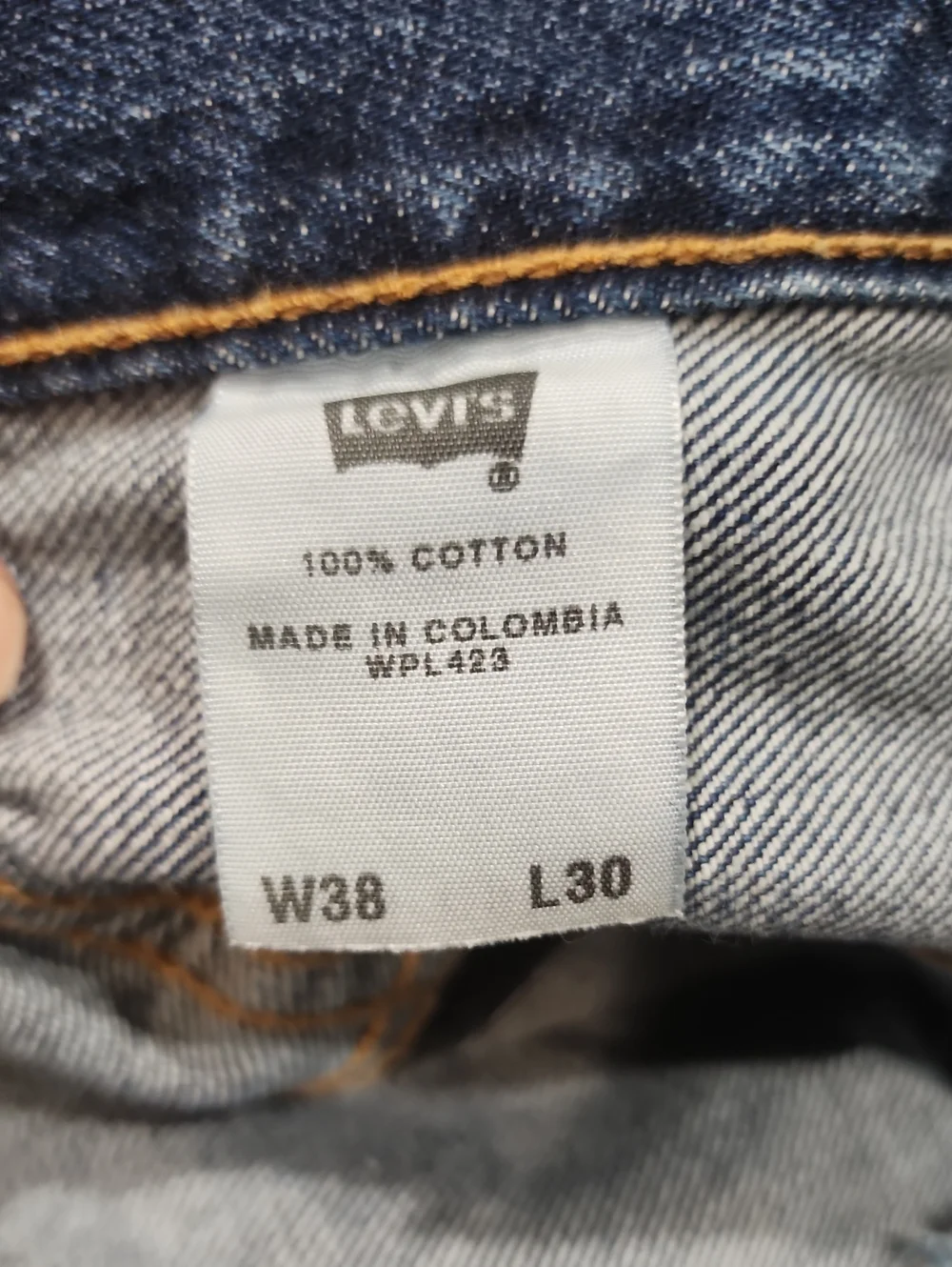 Levis great 100%